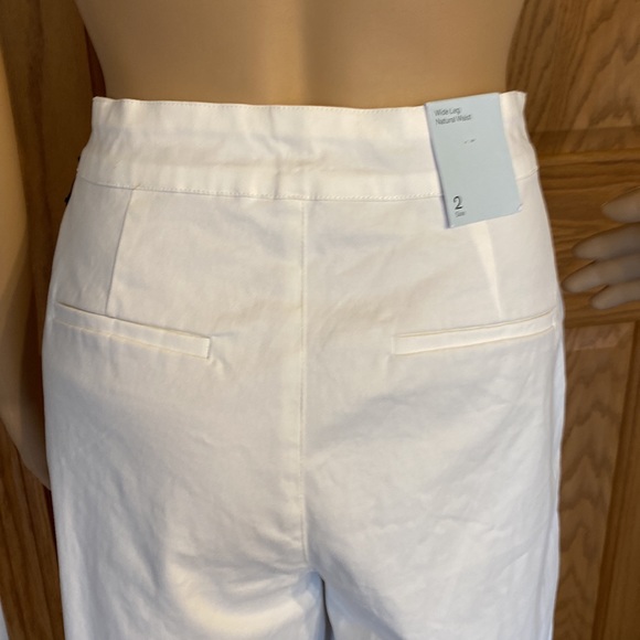 Prologue- white natural waist, wide leg crop pants with side pockets. - Picture 9 of 14